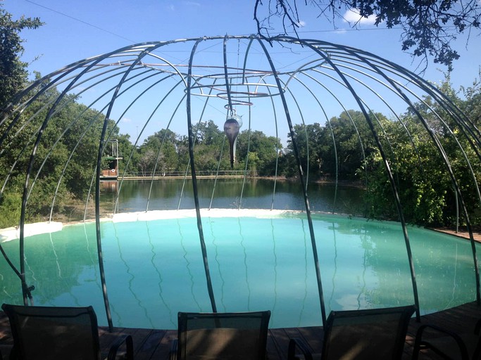 Bell Tents (United States of America, Spicewood, Texas)