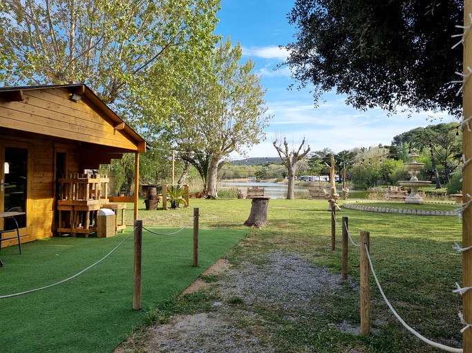 Cottages (Spain, l'Escala, Catalonia)