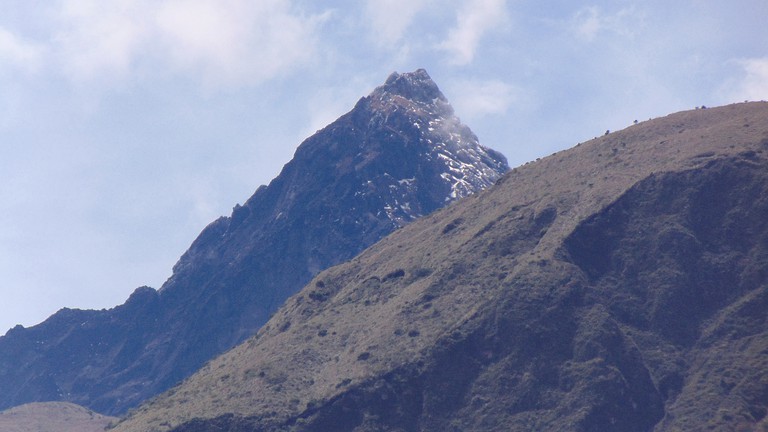 Domes (Ecuador, Peribuela, Imbabura)