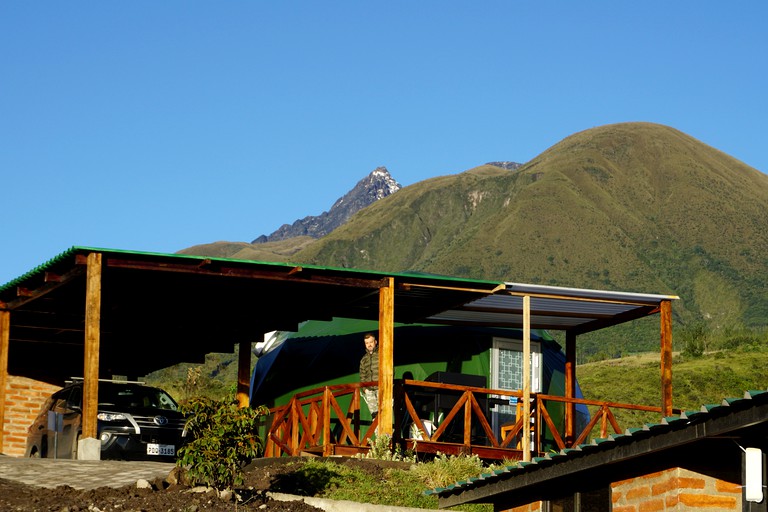Domes (Ecuador, Peribuela, Imbabura)