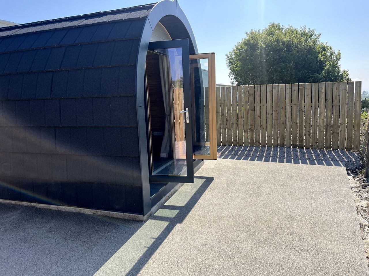 Cozy Pod with Jacuzzi and Amazing Countryside Views in Ireland