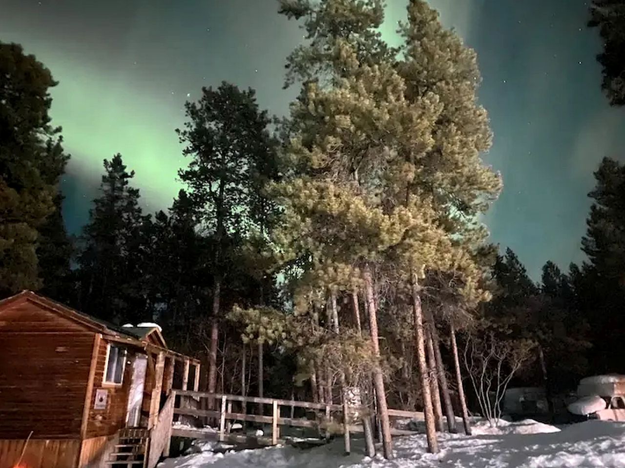The Moose Cabin, Cabins, Whitehorse, Canada Glamping Hub