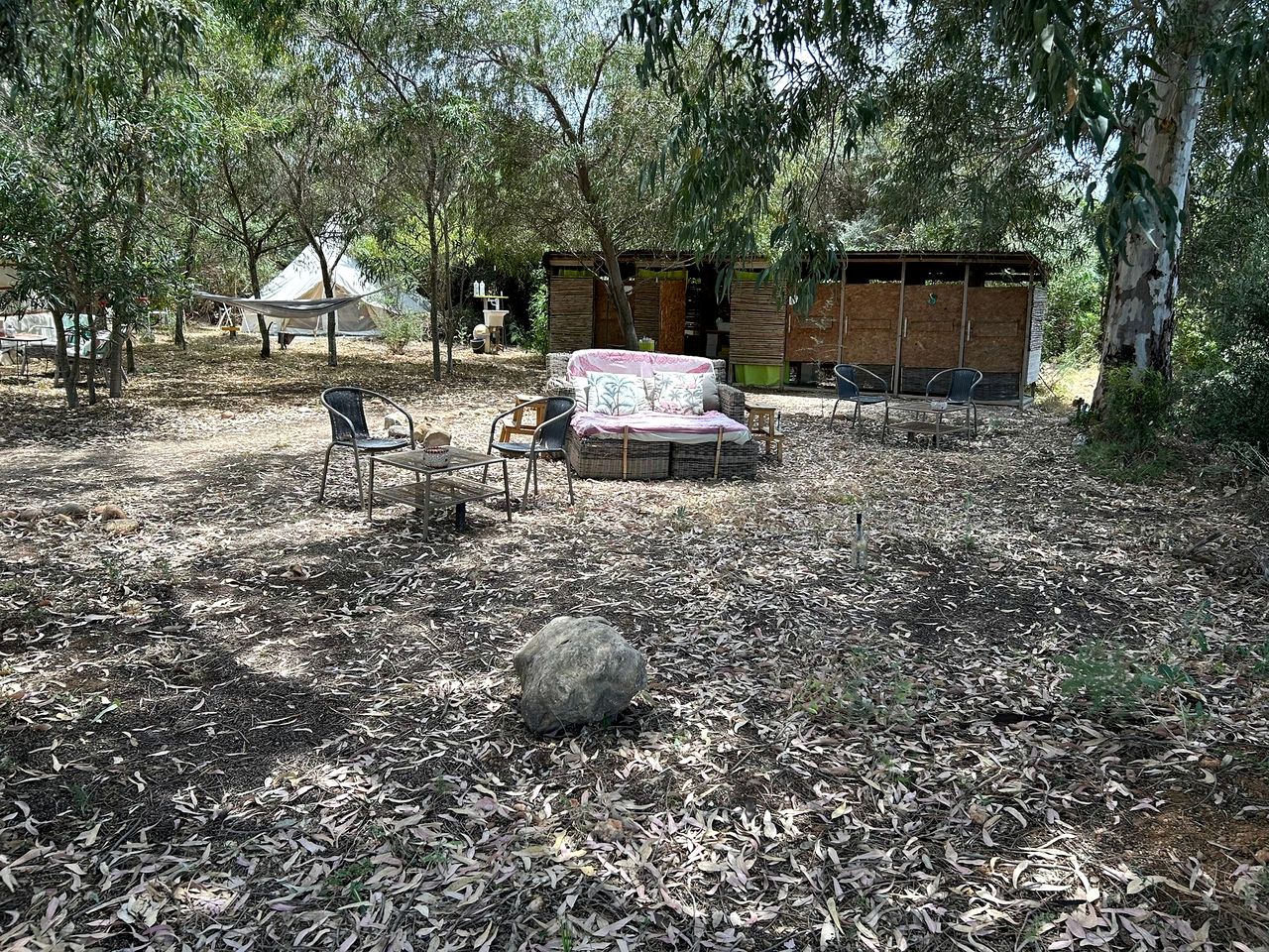 Rustic Bell Tent in Cártama for Glamping Vacations in Southern Spain