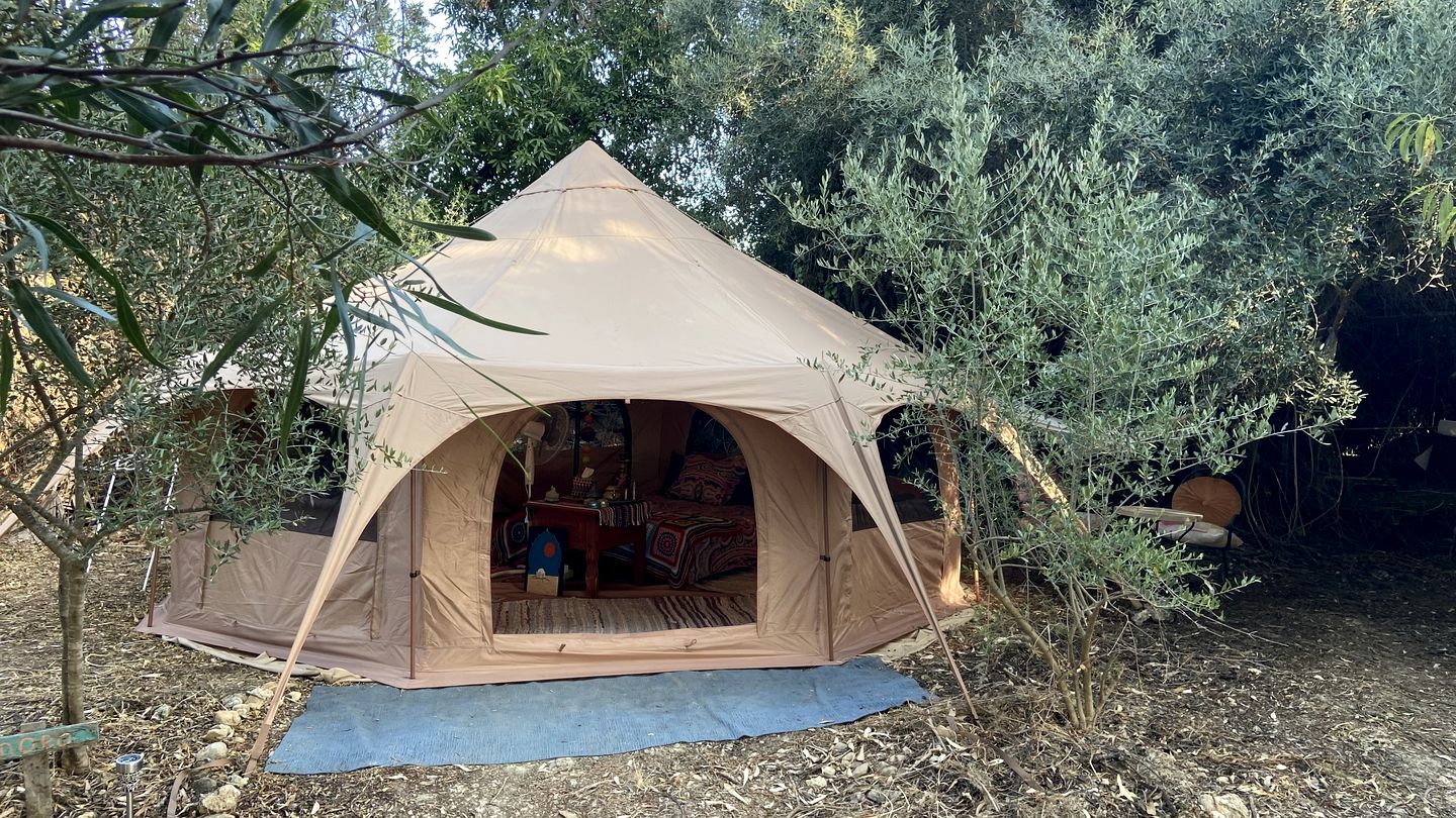 Rustic Bell Tent in Cártama for Glamping Vacations in Southern Spain