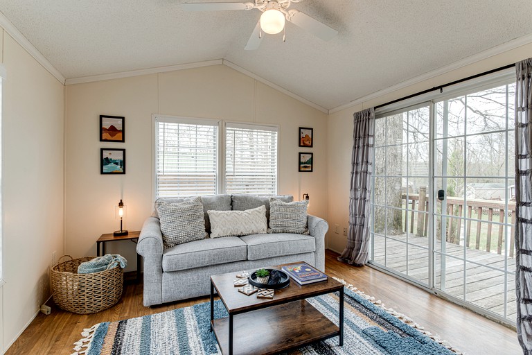 Bear Hollow Retreat, Cottages 106009, Monteagle, United States of