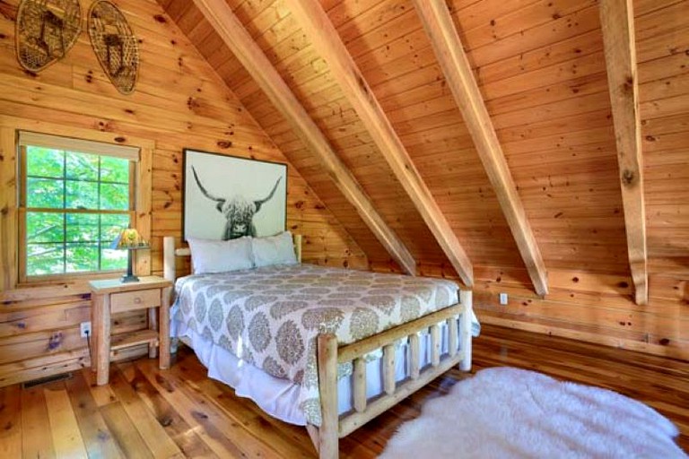 Log Cabins (United States of America, Logan, Ohio)