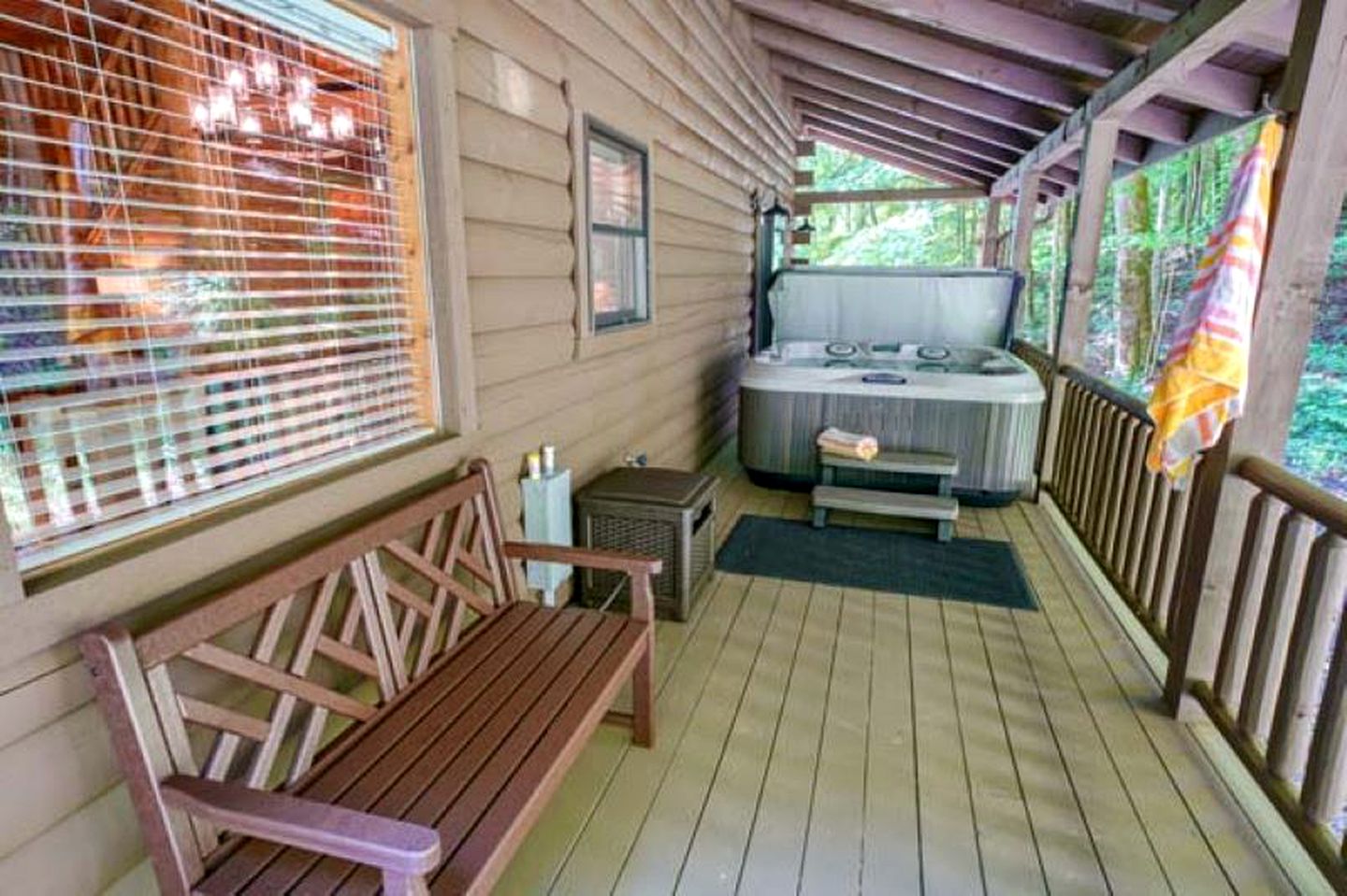 Lovely Cabin Rental in Hocking Hills, for Dreamy Vacations in Logan, Ohio
