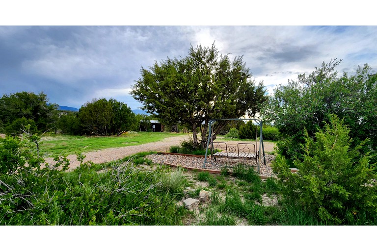 Tented Cabins (United States of America, Pueblo West, Colorado)
