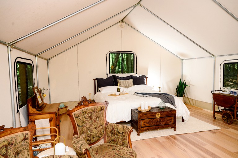 Safari Tents (Canada, Lucknow, Ontario)