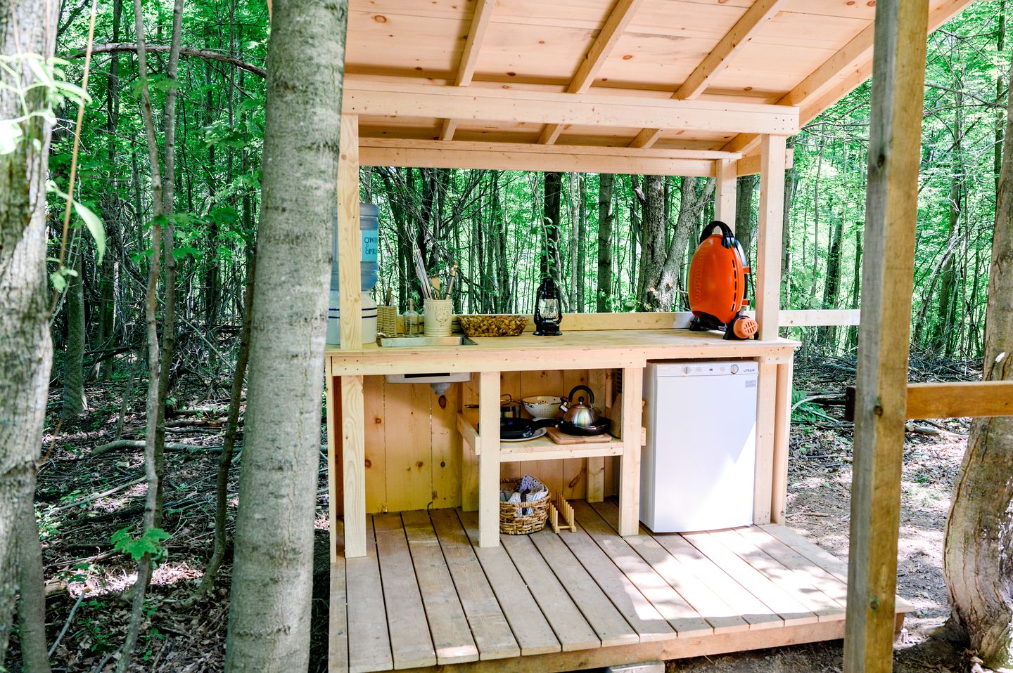 Breathtaking Equipped Safari Tent with Spectacular Design in Ontario