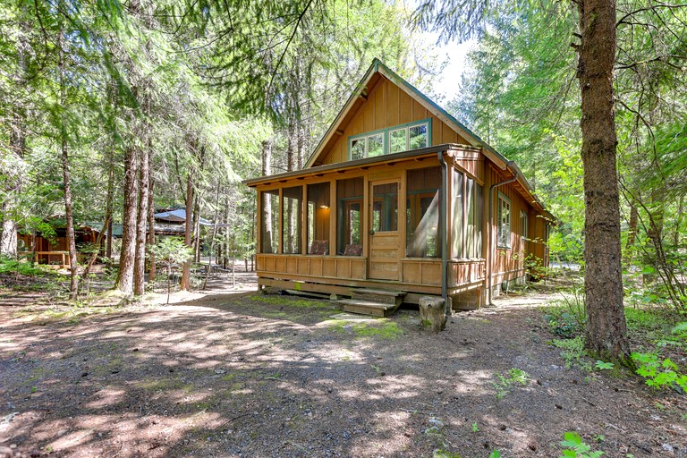 Cabins (United States of America, McKenzie Bridge, Oregon)