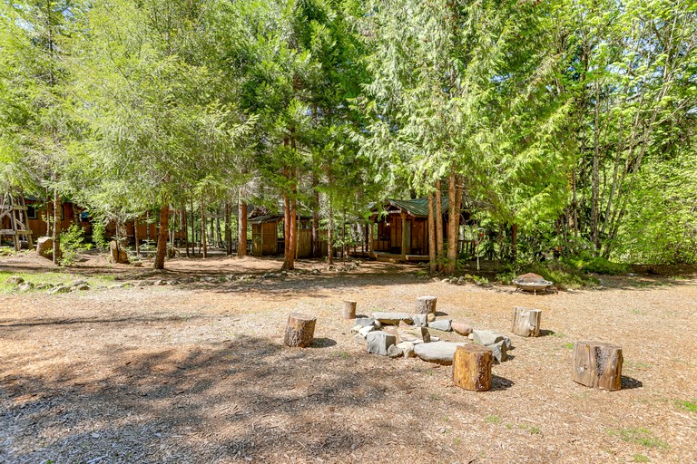 Cabins (United States of America, McKenzie Bridge, Oregon)