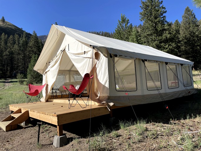 Salmon River Deluxe Tent, Safari Tents, North Forks, United States of