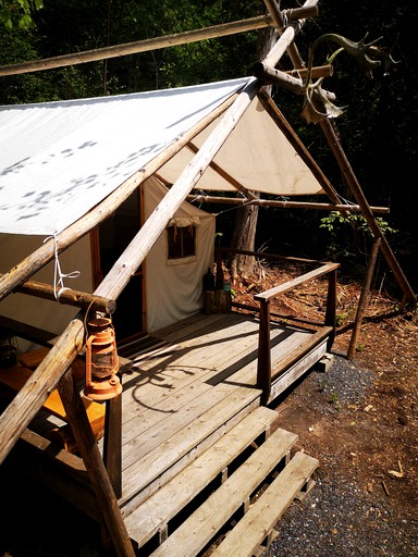 Tented Cabins (Canada, Nominingue, Quebec)