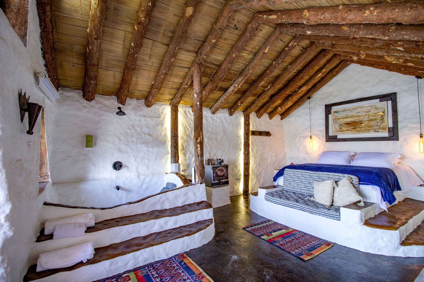 Stunning Hobbit House Perfect for a Romantic Escape in Colombia