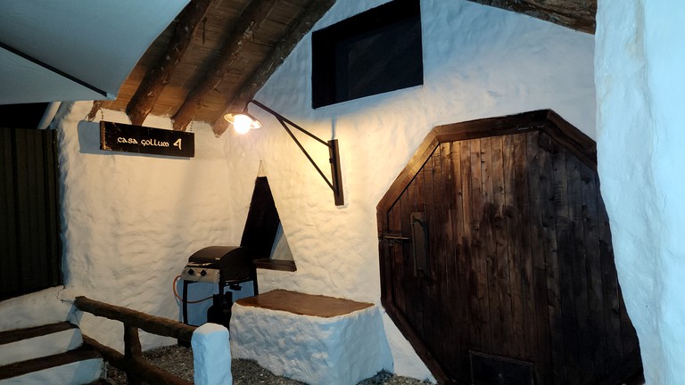 Hobbit Houses (Colombia, Peñol, Antioquia)