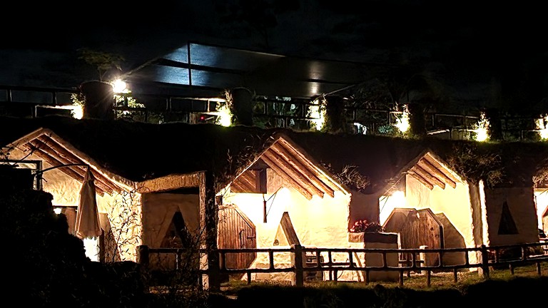 Hobbit Houses (Colombia, Peñol, Antioquia)