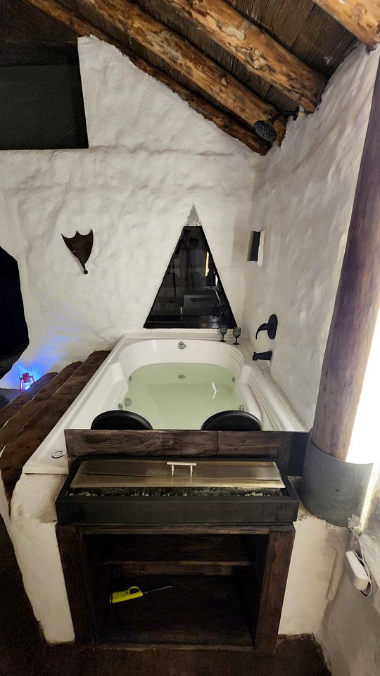 Charming Hobbit House Perfect for a Different Glamping Experience in Colombia