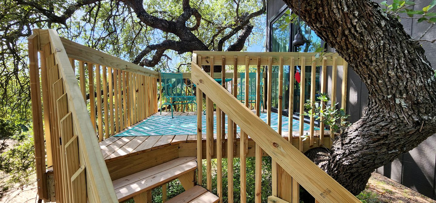 Romantic Escapes to Texas like No Other in this Wonderful Tree House in Leander