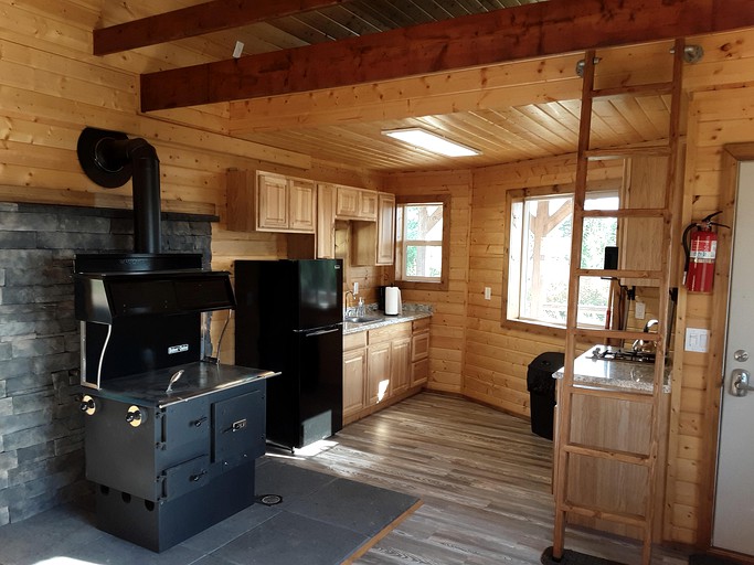 Cabins (United States of America, Plummer, Idaho)