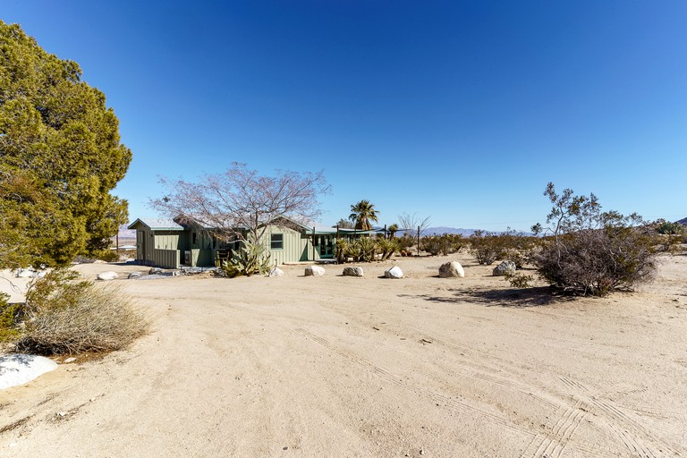 Skelton Compound, Cabins 111594, Twentynine Palms, United States of