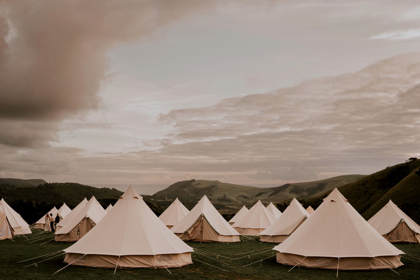 Make your Glamping Deams Come True in this Pop-Up Bell Tent Rental in New Zealand