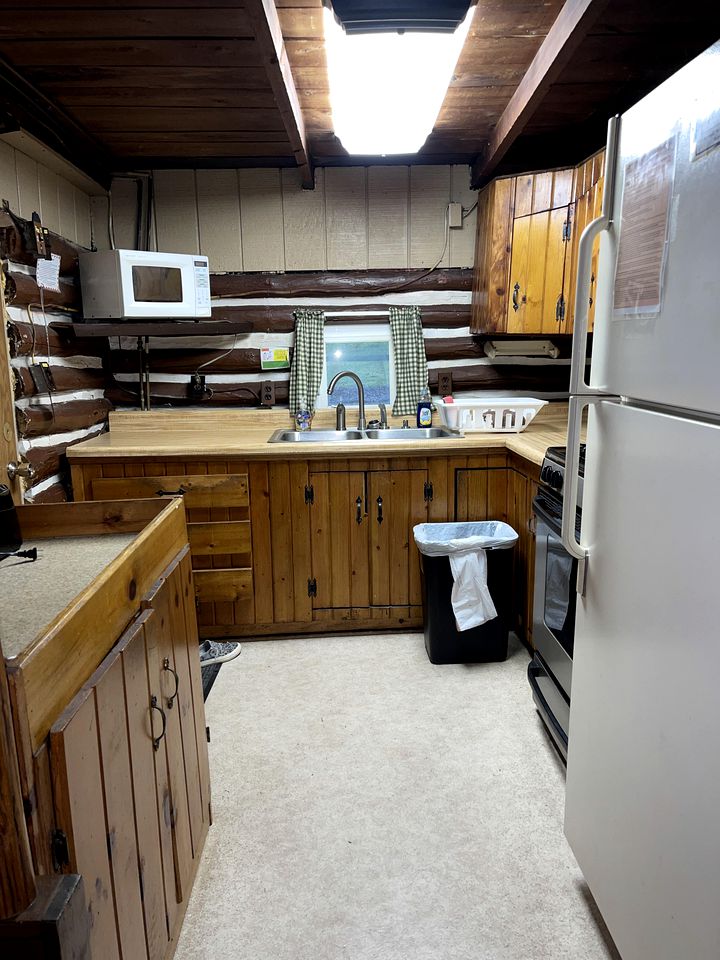 Large, Pet-Friendly Cabin Rental for Amazing Family or Group Glamping near Cook Forest, PA