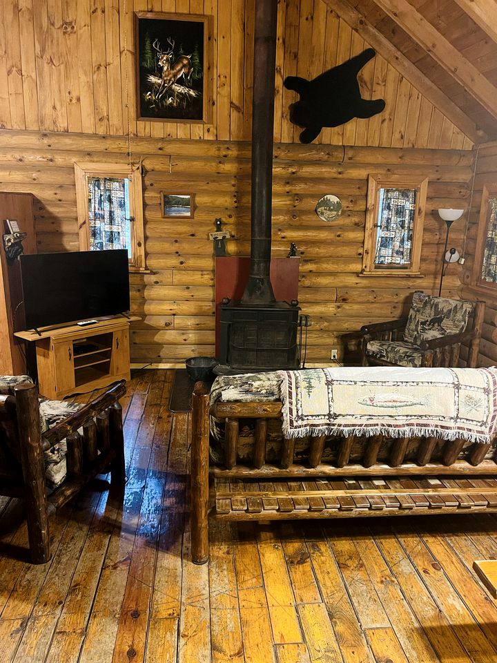 Quaint Cabin Rental in Pennsylvania for Cozy Family Getaways to Cook Forest