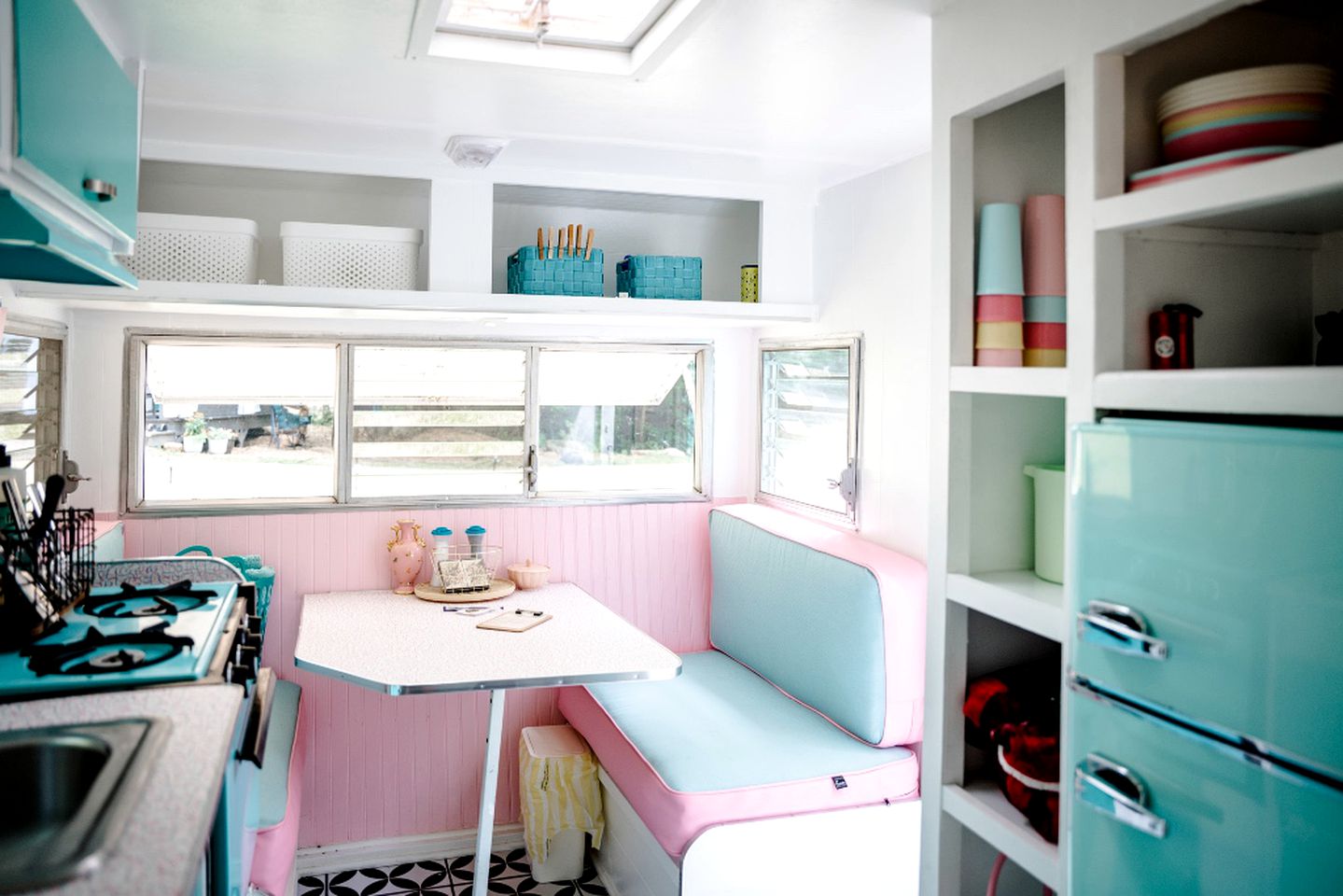 Vintage Camper Rental in Franklin for Couples Getaway in the Mountains in North Carolina