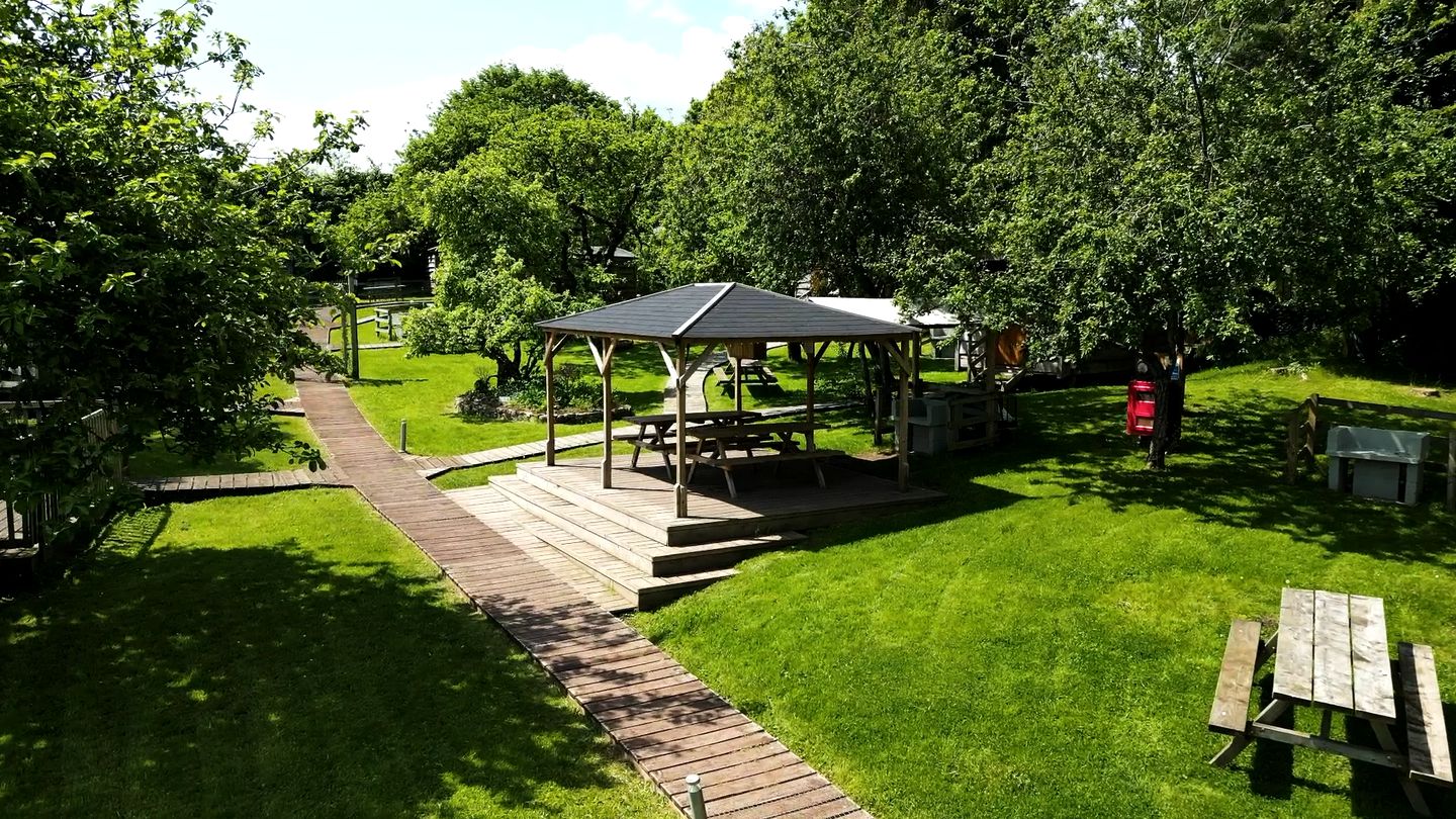 Equipped Tiny Pod Perfect for Three People in UK