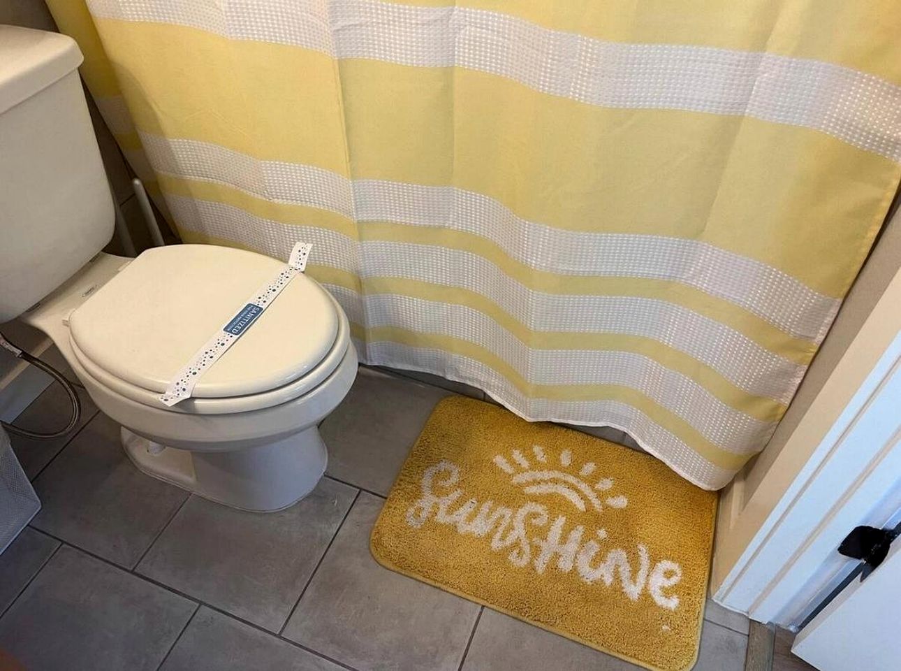 Romantic Getaways to the New Braunfels in this Fully-Equipped Tiny House in Texas