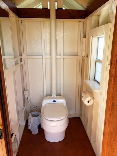 Safari Tents (Canada, Sundre, Alberta)