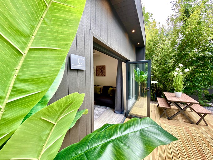 Designer Rentals (United Kingdom, Plymouth, Devon)