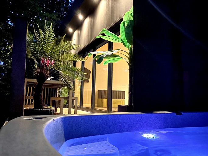 Designer Rentals (United Kingdom, Plymouth, Devon)