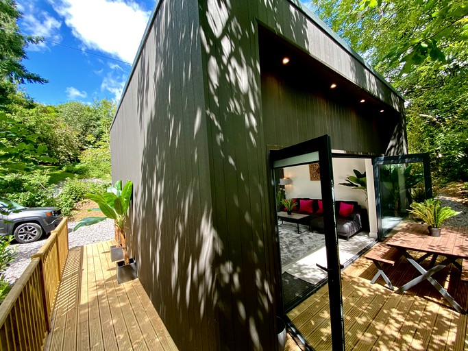 Designer Rentals (United Kingdom, Plymouth, Devon)