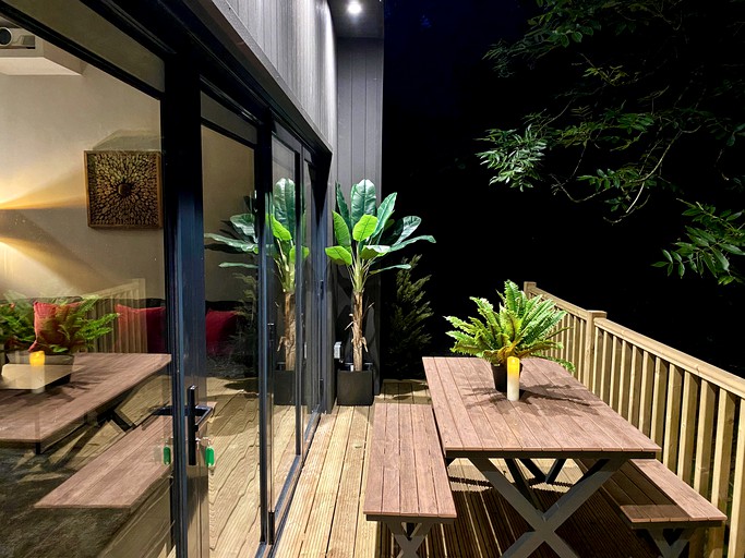 Designer Rentals (United Kingdom, Plymouth, Devon)