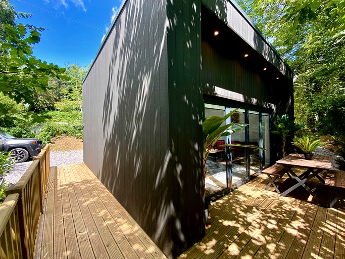 Designer Rentals (United Kingdom, Plymouth, Devon)