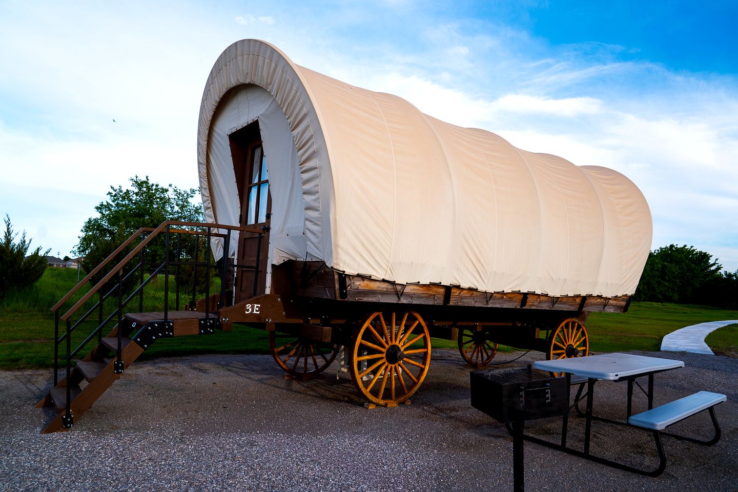 Gorgeous Nature Getaways in this Wonderful Covered Wagon Rental for 4 in Moore, Oklahoma