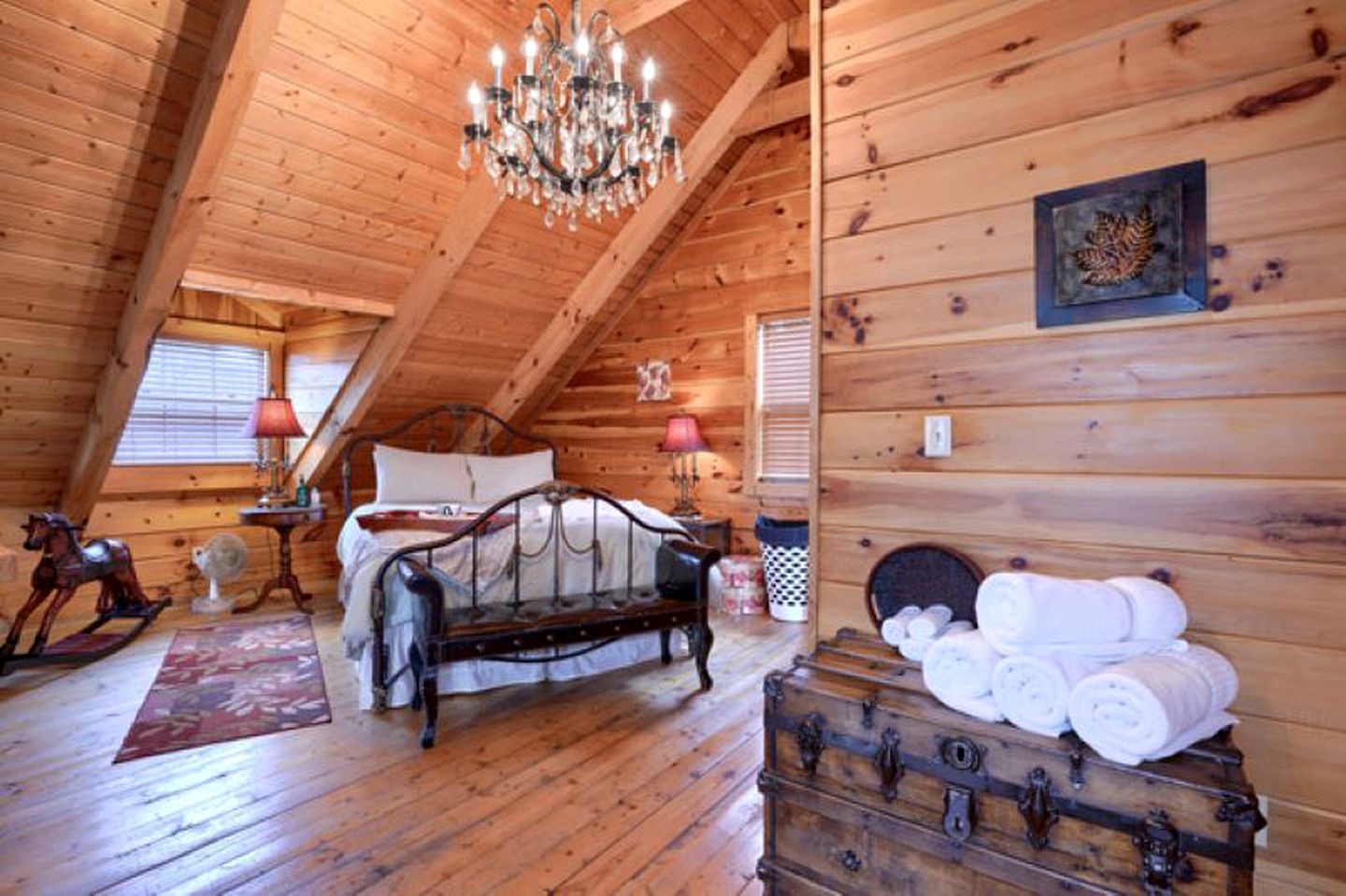 Wonderful Ohio Getaways in this Wonderful Cabin Rental with Hot Tub