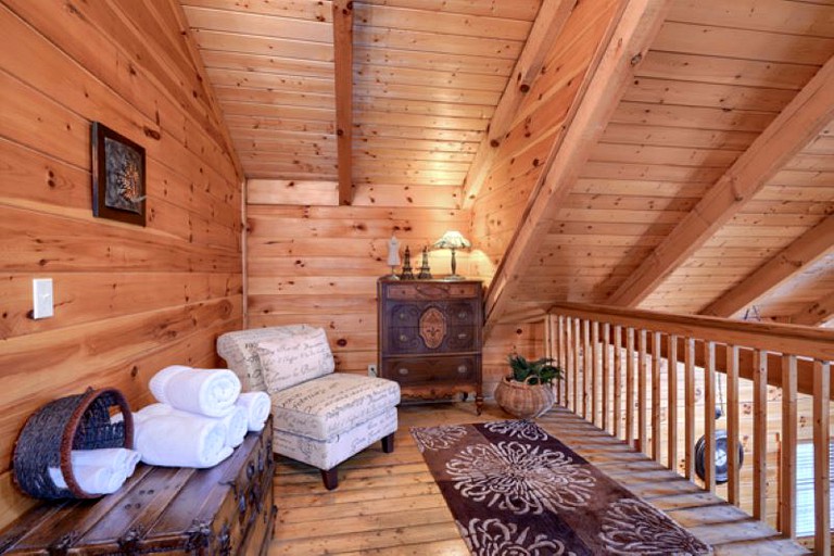 Cabins (United States of America, Logan, Ohio)