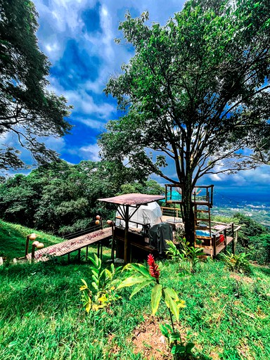 Domes (Colombia, Villavicencio, Meta)