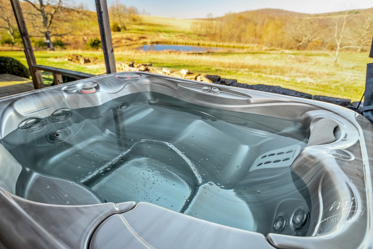 Cabins (United States of America, Compton, Arkansas)