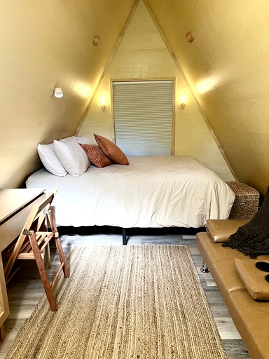 A-Frames (United States of America, Fountain Run, Kentucky)