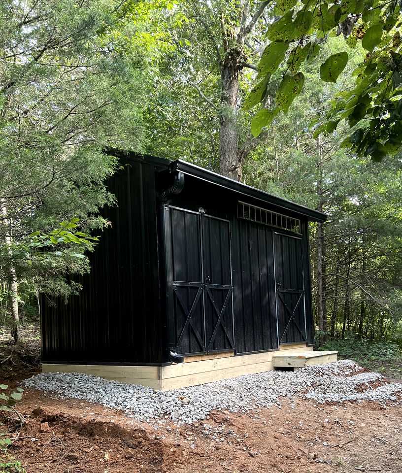 Cozy A-Frame Overlooking a Creek in Beautiful Fountain Run, Kentucky