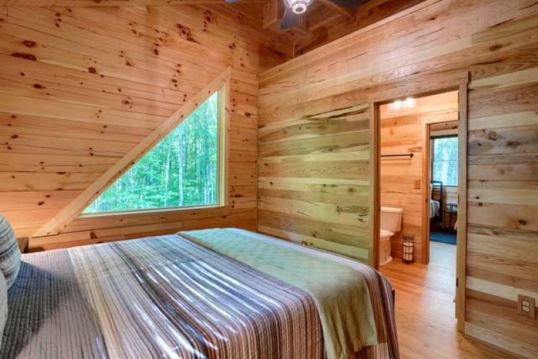 Cabins (United States of America, Logan, Ohio)