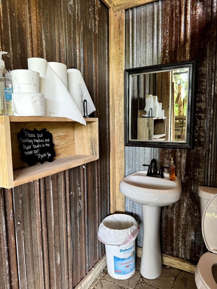 Serene Getaways to Nature on Horse Farm in Lafayette, Georgia