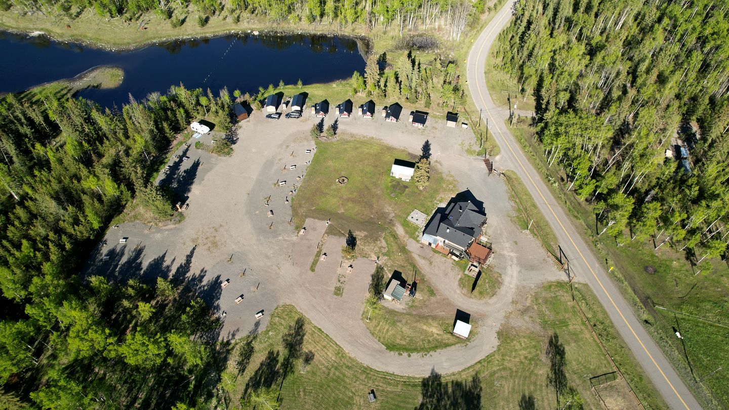 Rustic Cabin Rental in British Columbia for Perfect Weekend Getaways in Nature