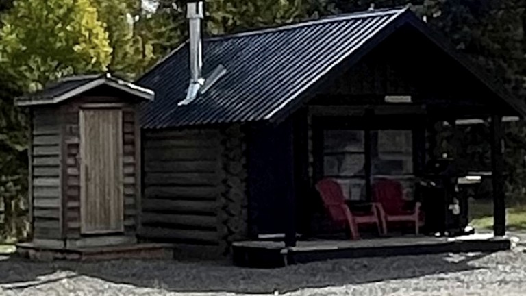Cabins (Canada, 100 Mile House, British Columbia)