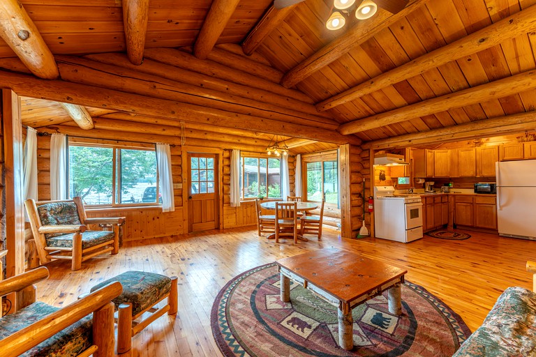 Cabins (United States of America, --, Minnesota)