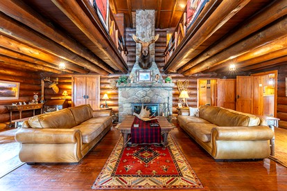 Stunning Lodge Rental for Family or Group Glamping on Big Lake, Minnesota photo 5